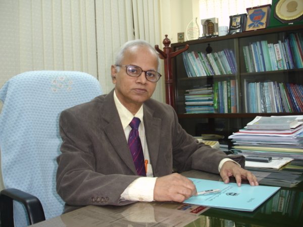 Prof. Dr. Muhammad Loqman